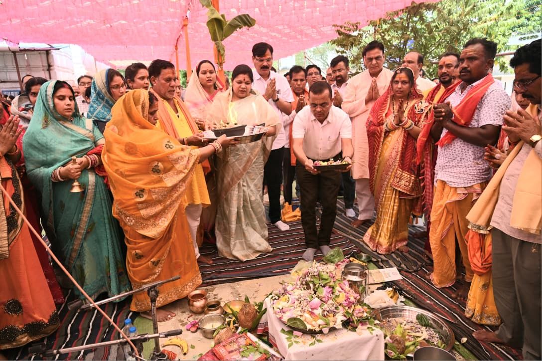 सोमनाथ स्वाभिमान पर्व: श्री लक्ष्मणेश्वर महादेव मंदिर खरौद में श्रद्धा और स्वाभिमान के साथ मनाया गया, सांसद सहित जनप्रति