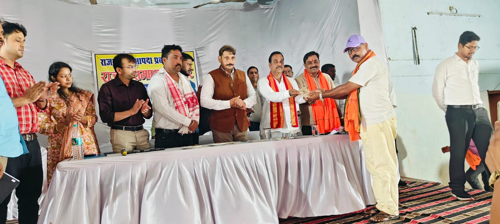 उप मुख्यमंत्री श्री विजय शर्मा की पहल पर सहसपुर लोहारा में लगा विशेष राजस्व शिविर  जुलाई और अगस्त में लगाए जाएंगे 4 और श