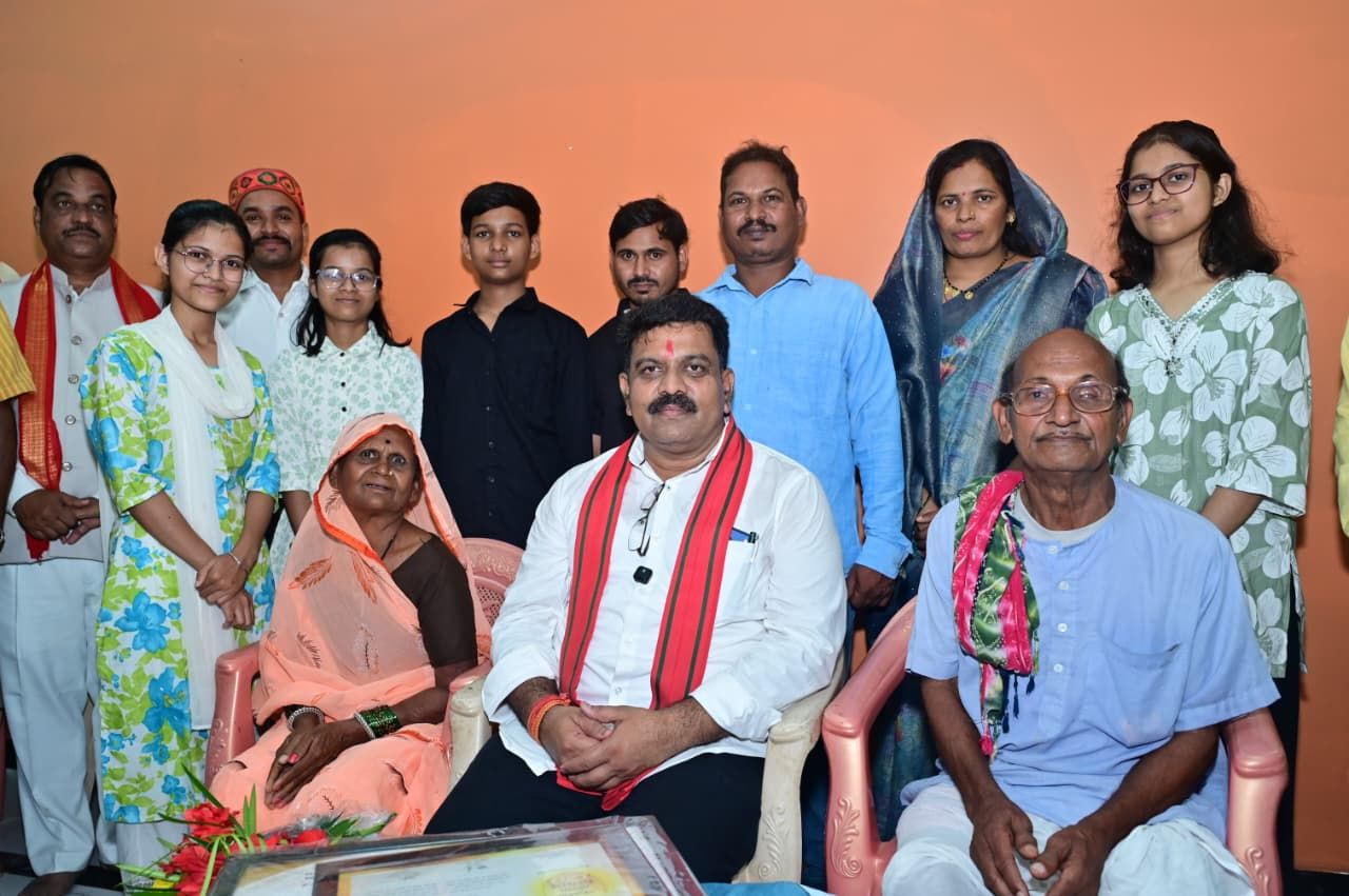 तीन बहनों का एक साथ मेडिकल में चयन पूरे प्रदेश के लिए है प्रेरणादायी उदाहरण- उप मुख्यमंत्री श्री विजय शर्मा
