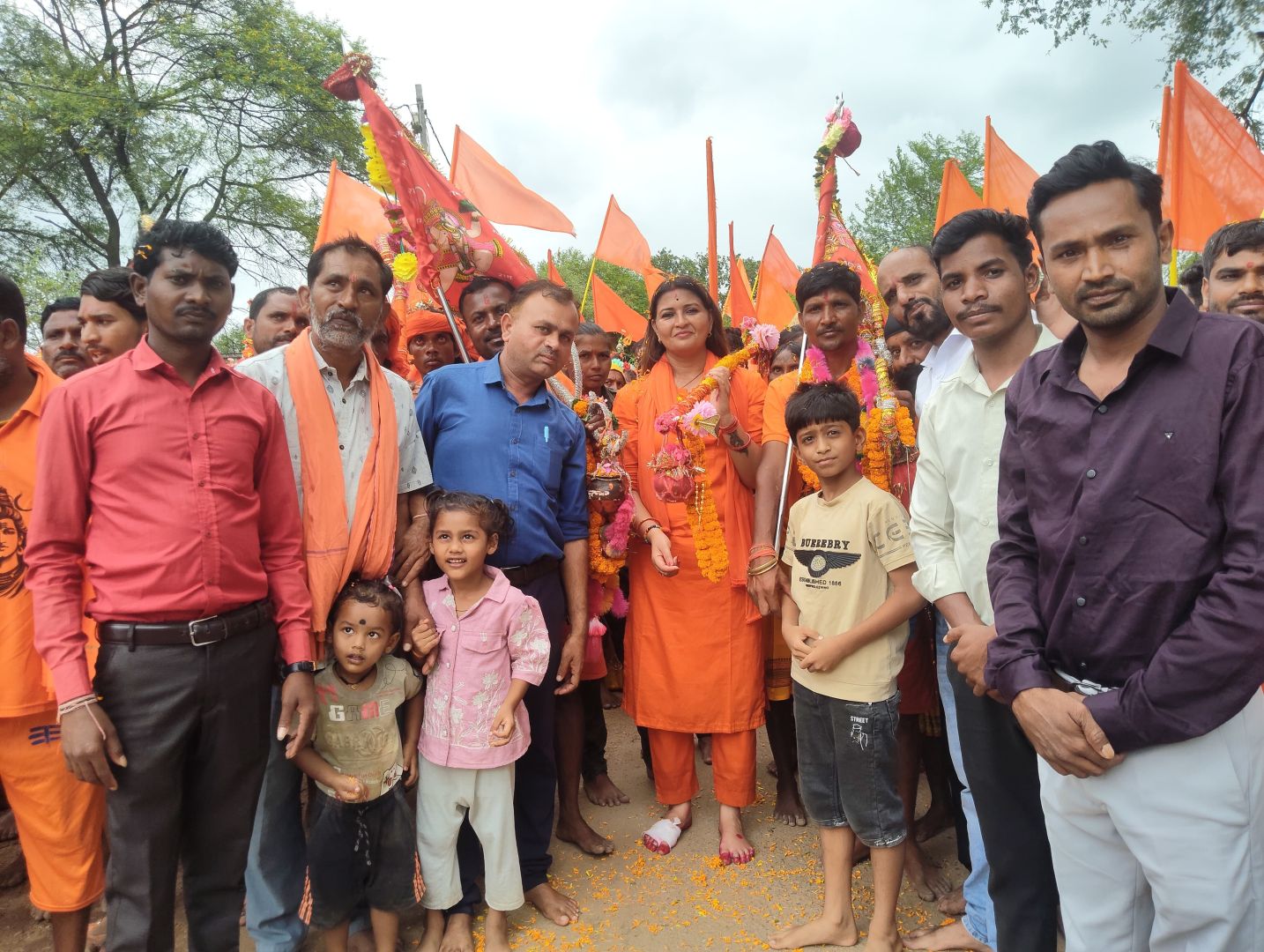 अमरकंटक से भोरमदेव पदयात्रा में विधायक भावना बोहरा का छत्तीसगढ़ जर्नलिस्ट यूनियन ने किया आत्मीय स्वागत